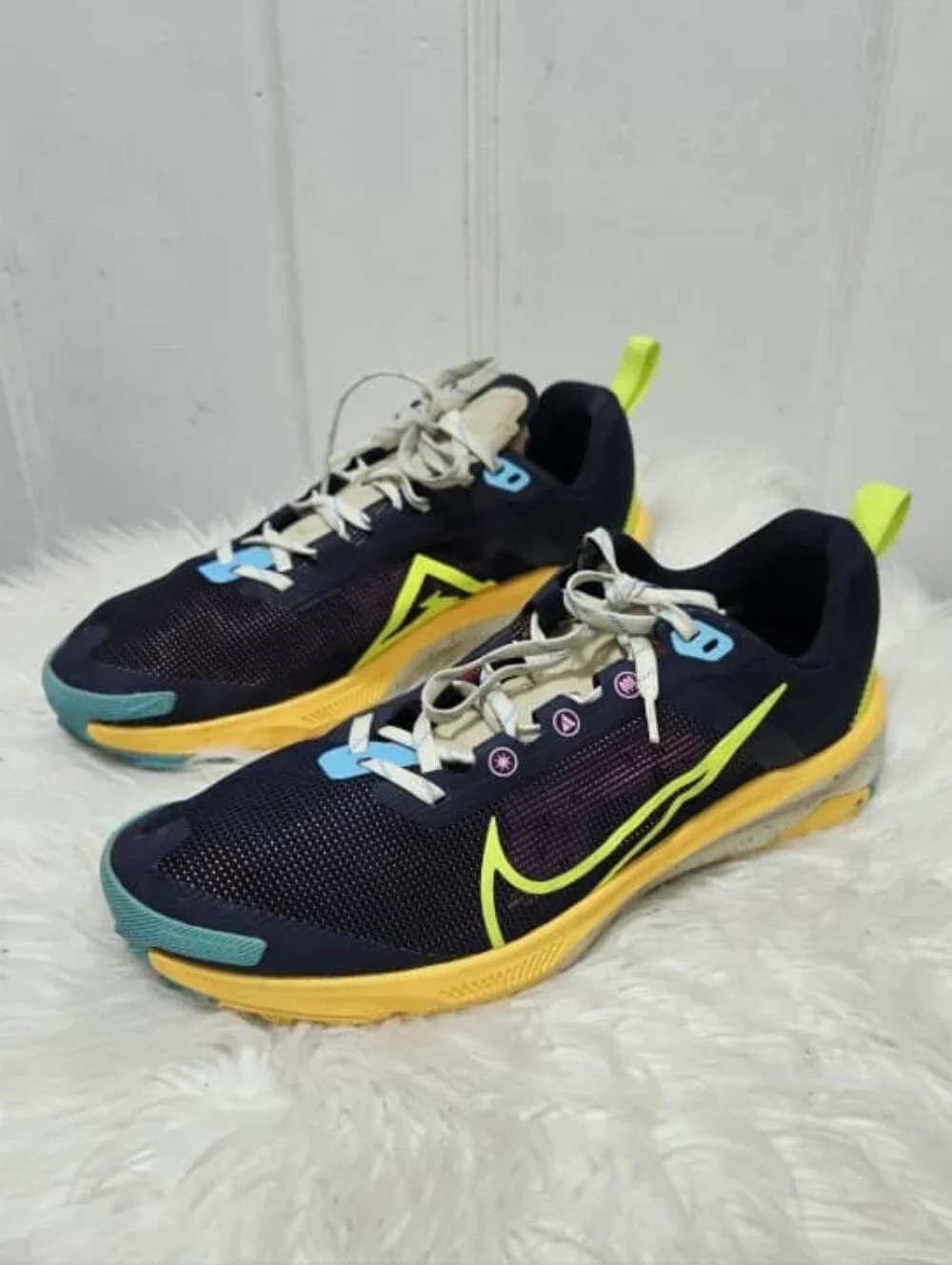Nike Terra Kiger 9 'Obsidian Citron Volt' Trail Running Sneakers Men's Size 10